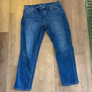 Old Navy Mid-rise Wow Boyfriend jeans